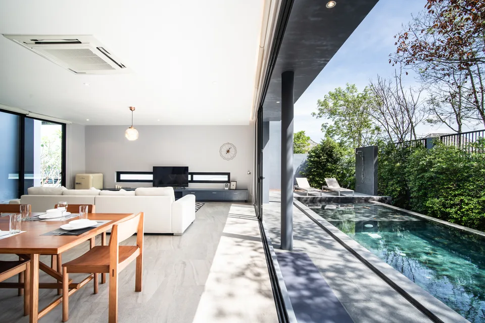 Dining beside the pool